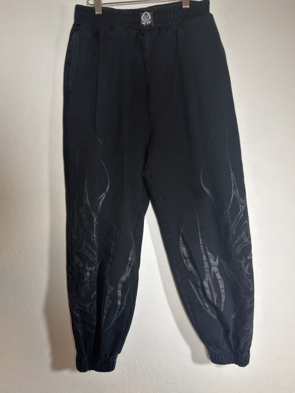 Breathe Divinity Graphic Cuffed Jogger Sweatpants Black | L (vintage sizing)